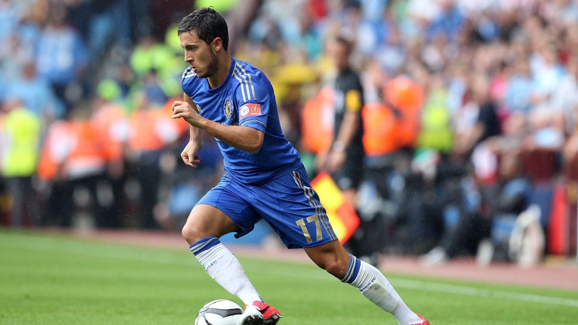 从温布利看台到万里云霄，昔日欧冠决赛自由奔跑者今成民航飞行员